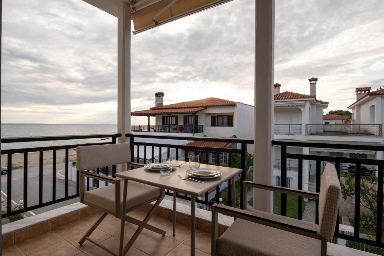 Апартаменти Assano Seafront Luxury Нікіті Екстер'єр фото
